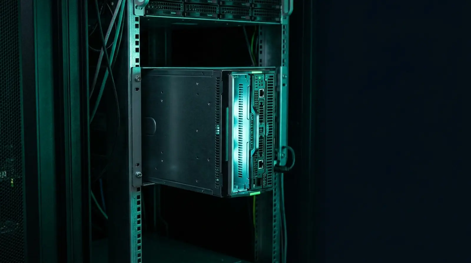 VPS กับ Web Hosting ต่างกันยังไง? เลือกแบบไหนดีในปี 2026